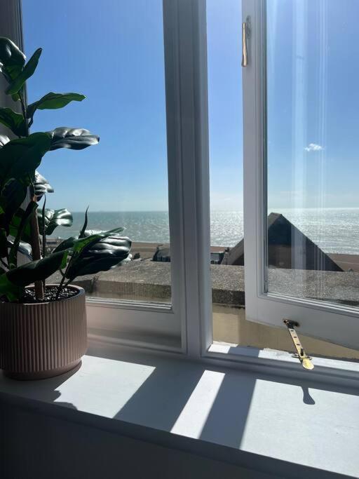 The Turret- The Best View In Folkestone Buitenkant foto